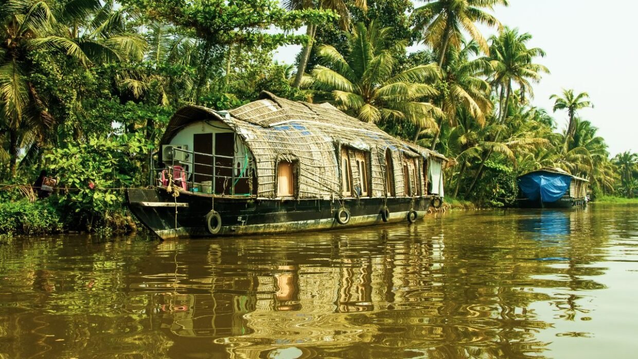 10 Must-Visit Places in India - Kerala Backwaters