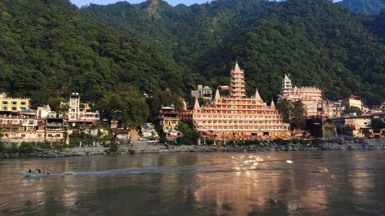 10 Must-Visit Places in India - Rishikesh